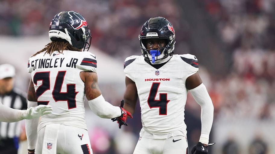 Sep 15, 2025; Houston, Texas, USA; Houston Texans cornerback Kamari Lassiter (4) celebrates with Houston Texans cornerback De