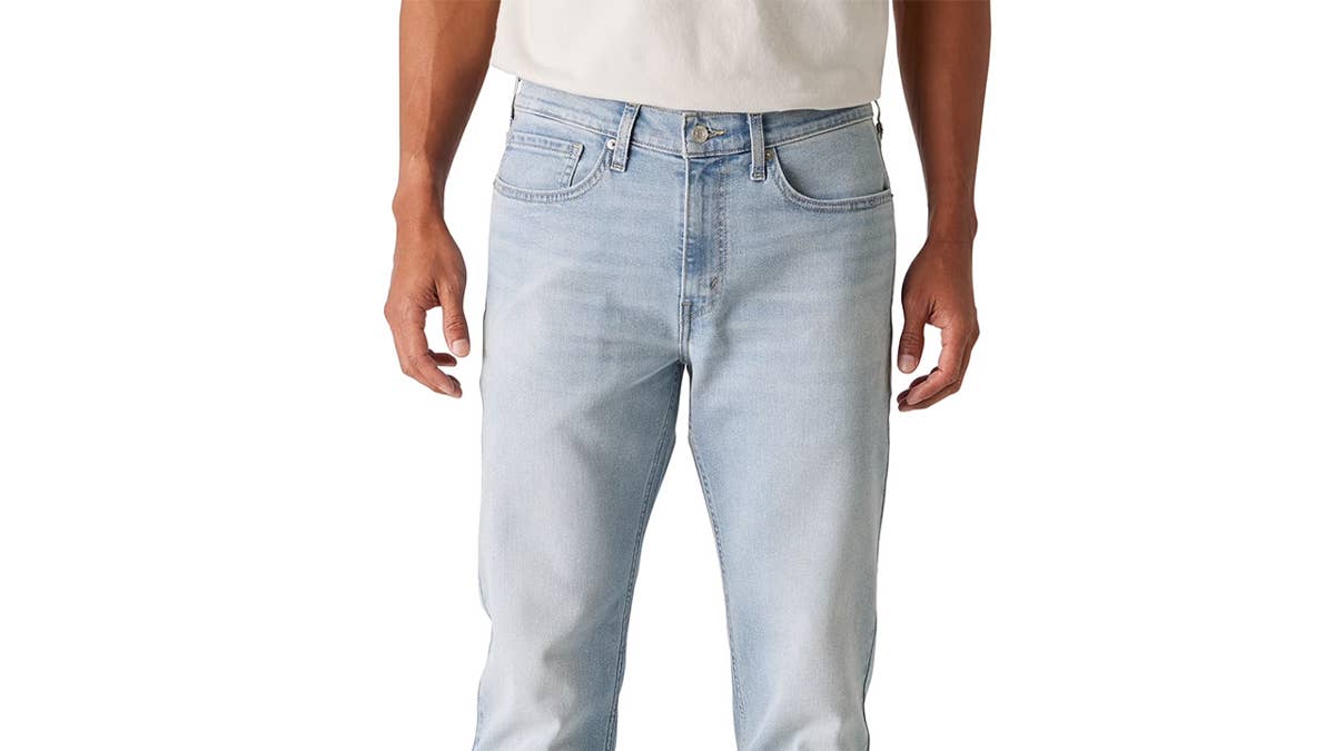 levi-strauss-signature-straight-fit-jeans