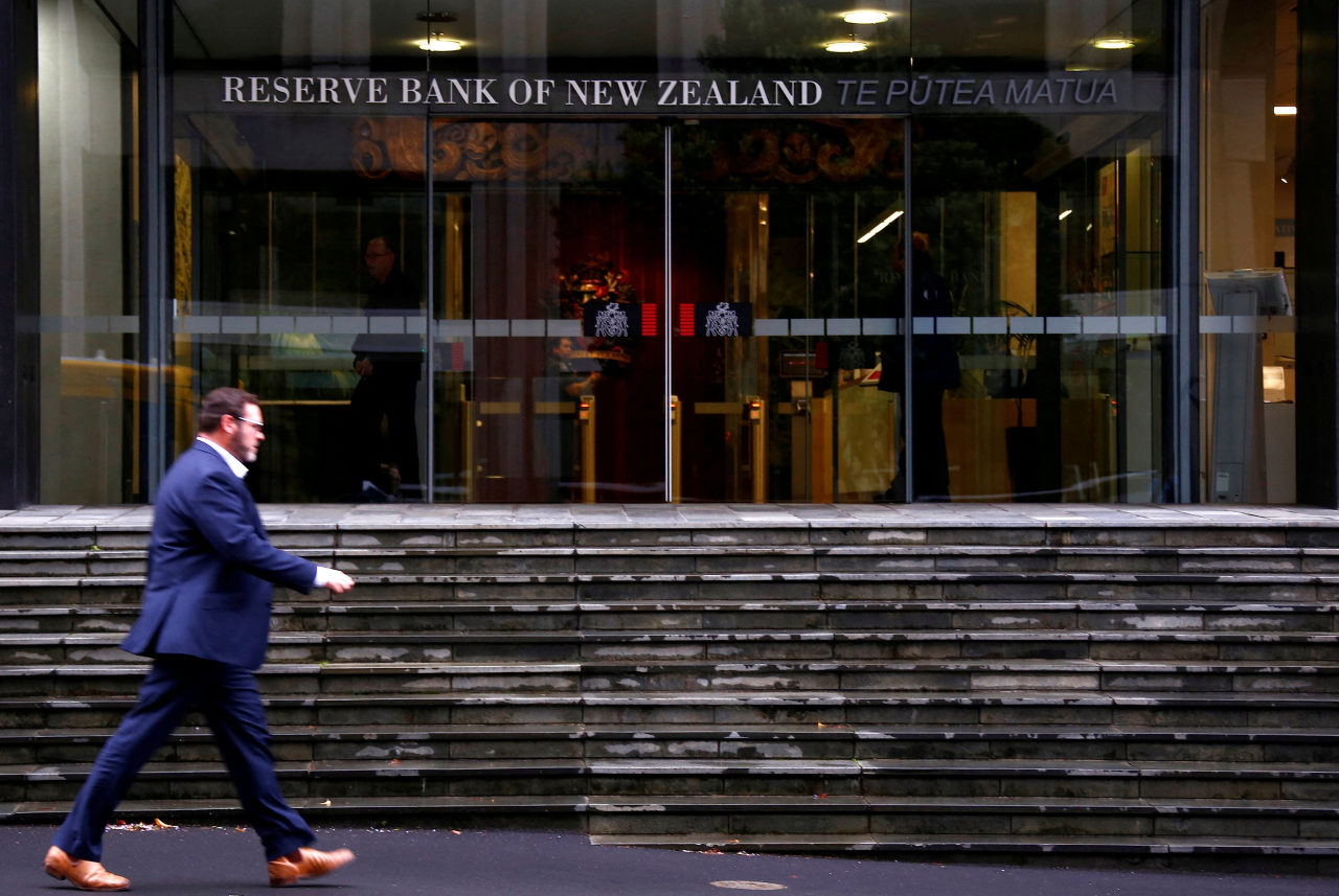 New Zealand central bank governor has time to balance a tricky economy