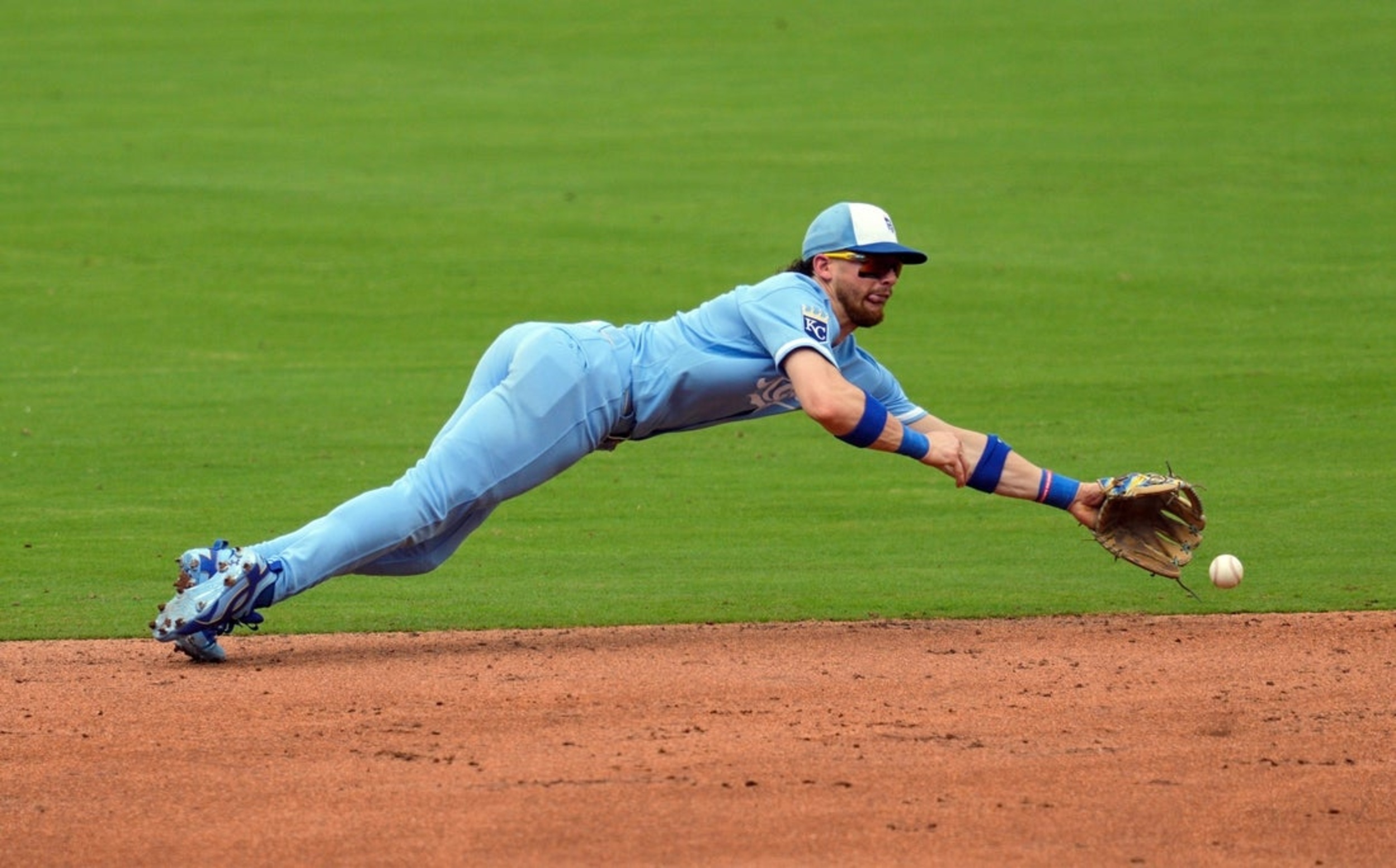 Bobby Witt Jr. put on 10-day IL, likely sealing Royals' seller status