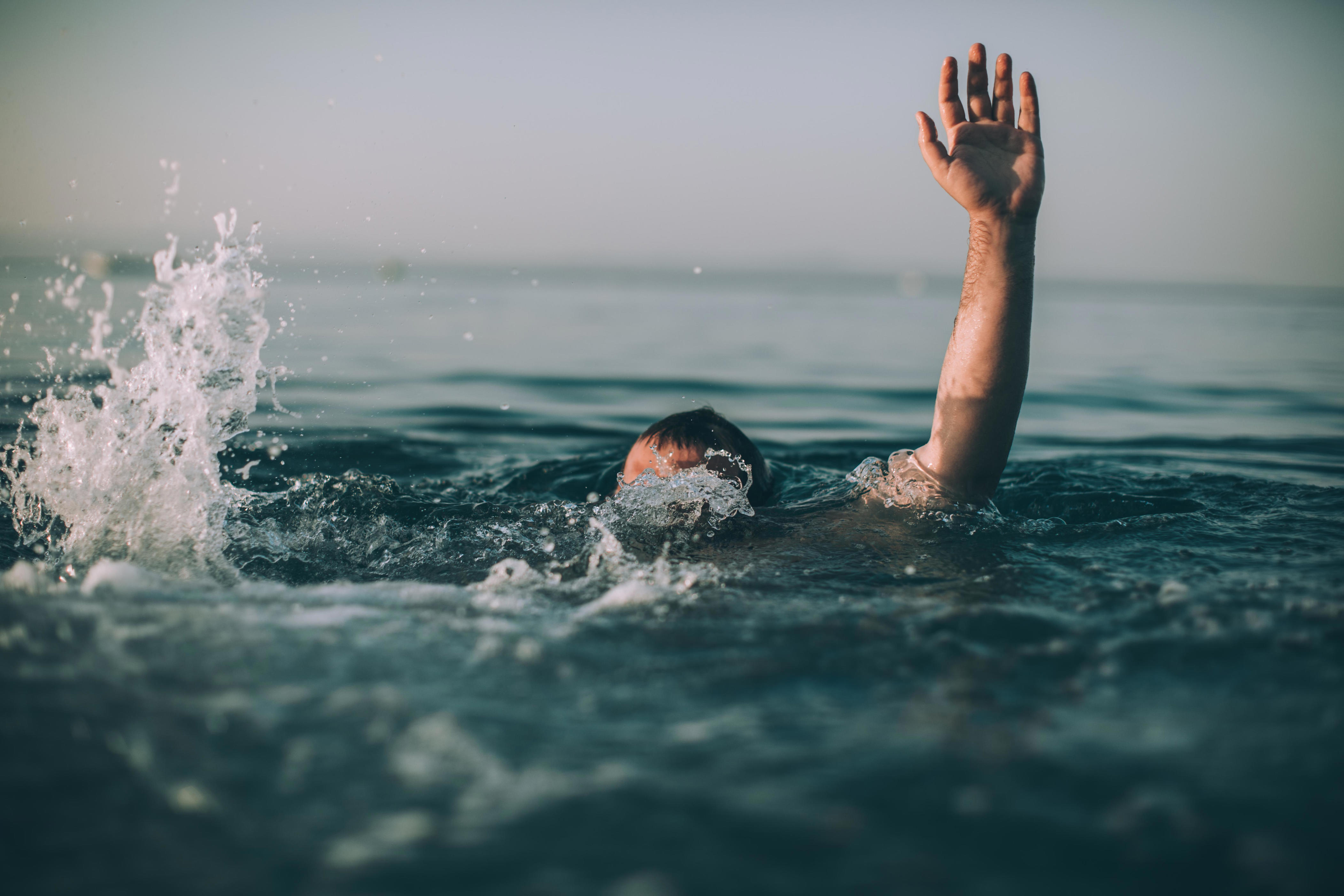 Five People Killed While Trying To Save Struggling Swimmer