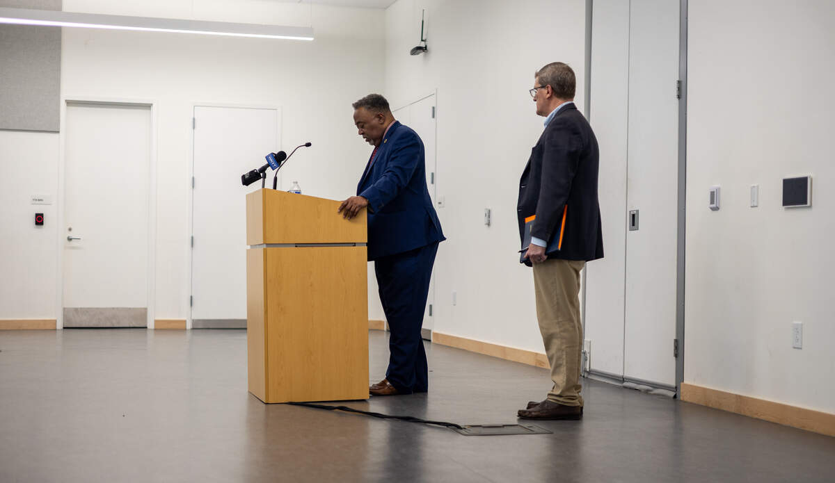 Ex-Fayette schools financial head says he is not responsible for budget problems