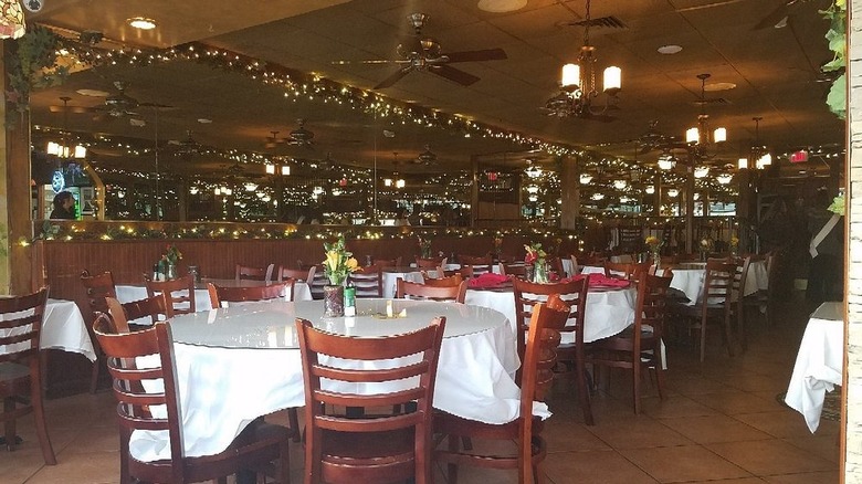 Interior of Mamma DiSalvo's Italian Ristorante in Kettering