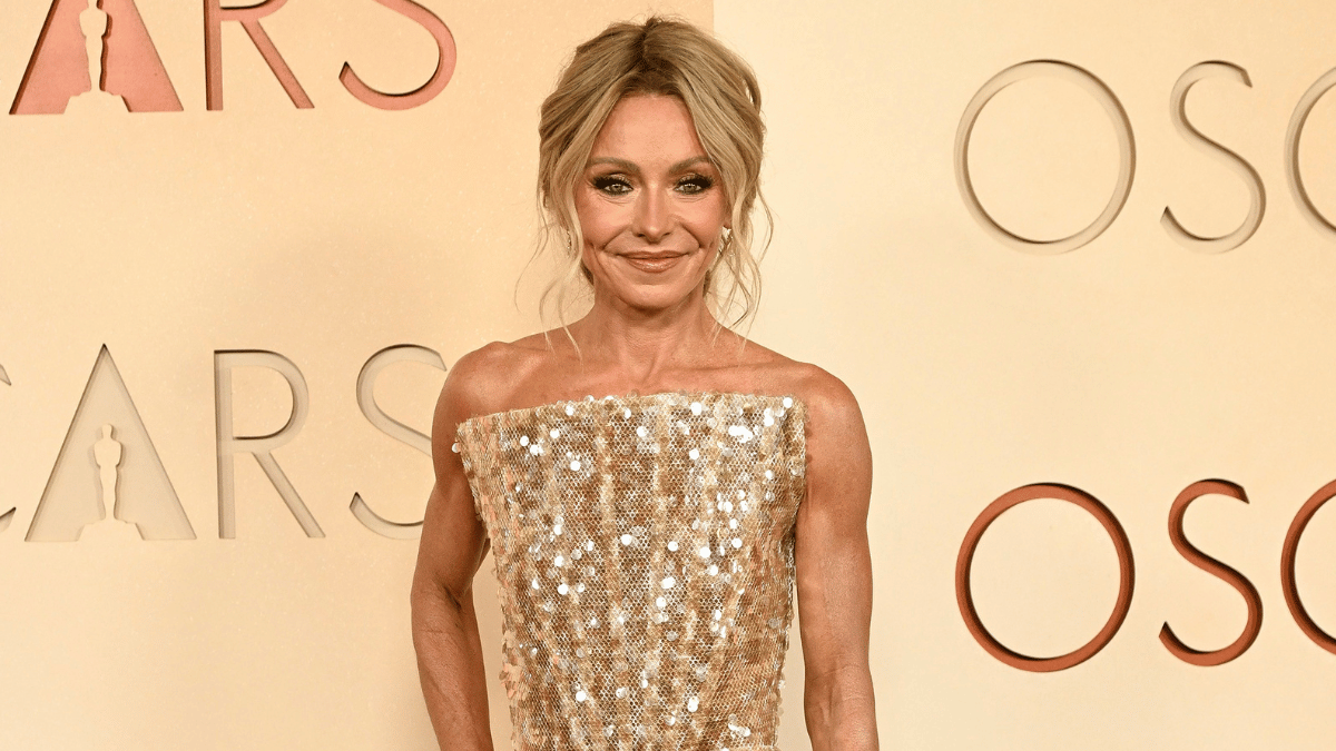 Kelly Ripa Admits She Forgot World Cup Final Was Happening Until Daughter Lola Sent Her a Video of Madonna's Halftime Performance