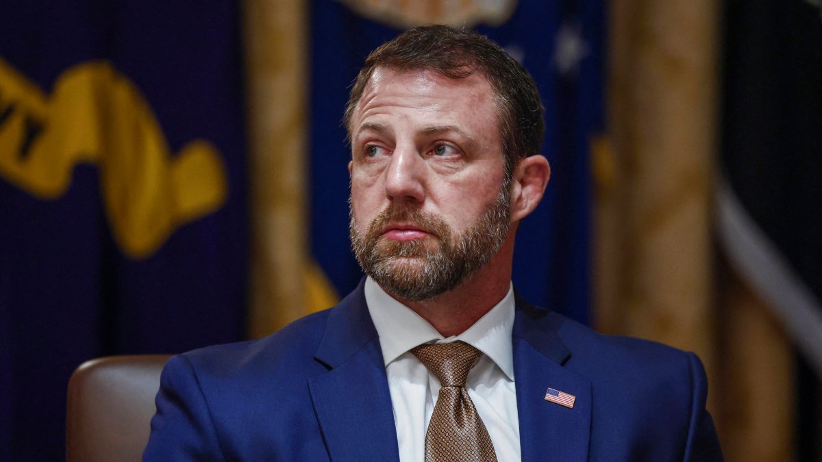 DHS Secretary Markwayne Mullin notifies officials in four states that a review identified more than 250,000 potential non-citizens registered to vote