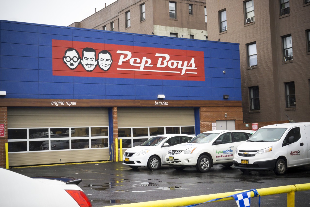 Icahn to sell auto-service chain Pep Boys to Mavis for $700 million
