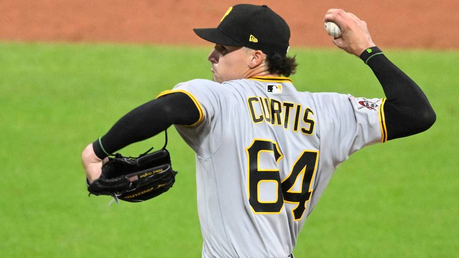 Pirates news: Khristian Curtis debut, 2026 draft signings, veteran re-signed to minor league deal