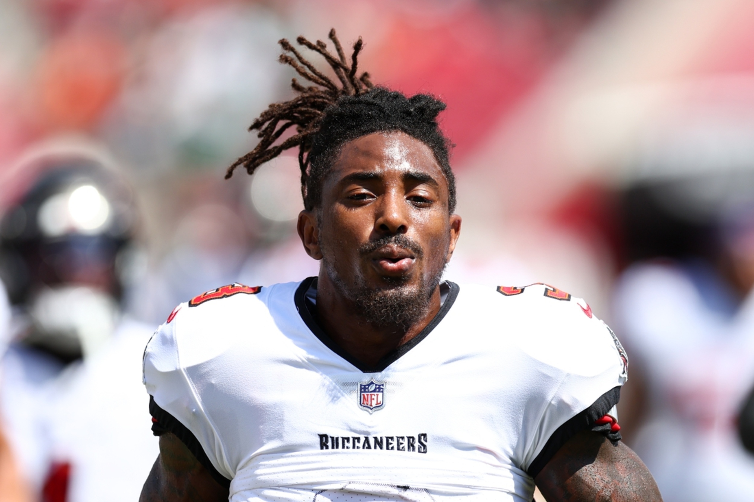 Former Bucs S Jordan Whitehead cleared to play