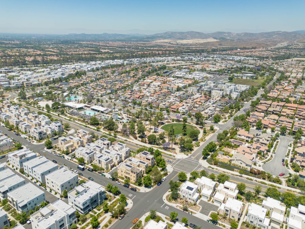 Seven small towns that are booming in California — bucking the exodus trend