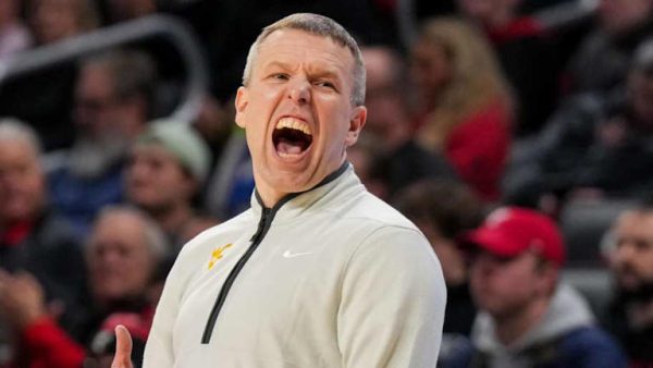 WVU Basketball: Mountaineers Called the “Sleeper Team in the Big 12”