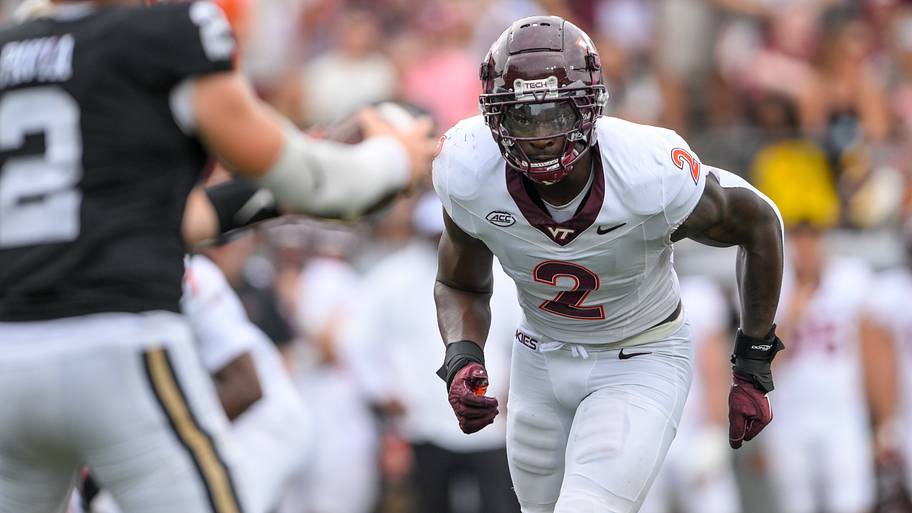 Virginia Tech Hokies defensive lineman Keyshawn Burgos (2).