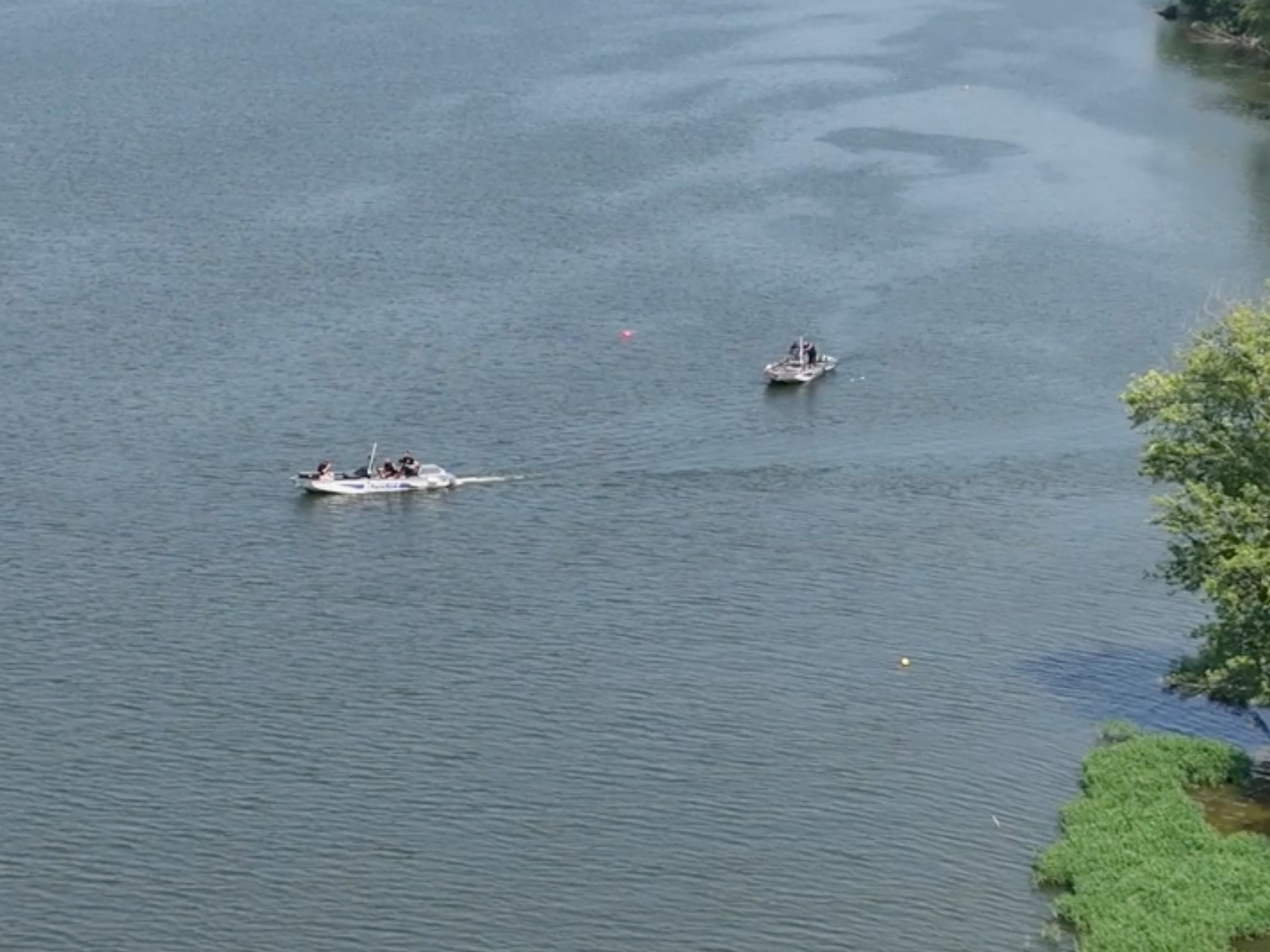 5 dead after attempt to help struggling swimmer turns into 'tragedy': Sheriff