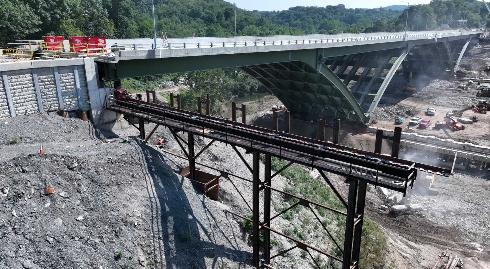 Is the Parkway East still closed? 376 bridge closure construction updates
