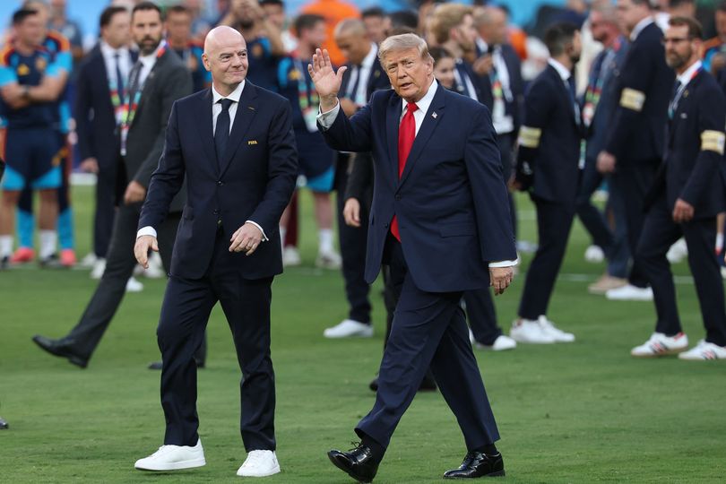 President Trump took to the field at the World Cup Final game between Spain and Argentina
