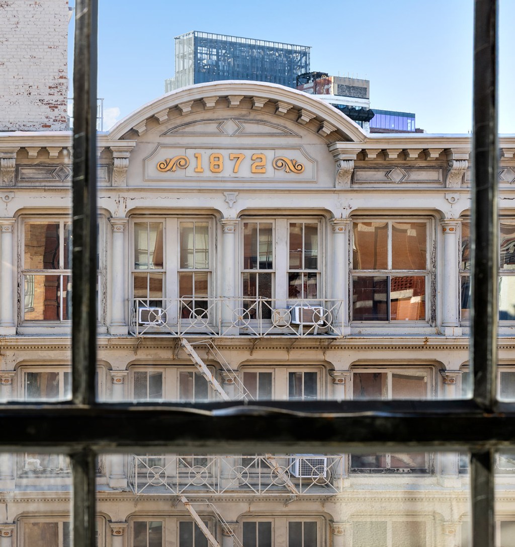 Phillies pitcher Zack Wheeler sells NYC penthouse for $26M — a new record for Soho