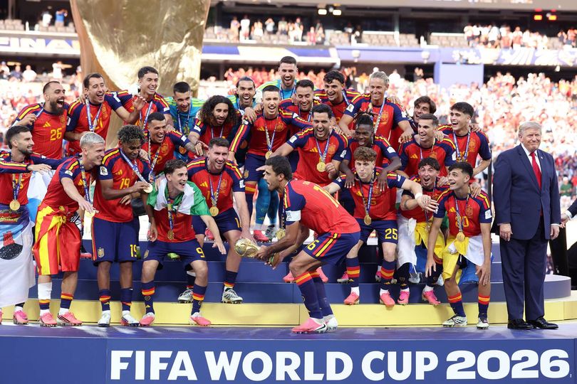 Trump was tasked with presenting medals to both Spanish and Argentine players