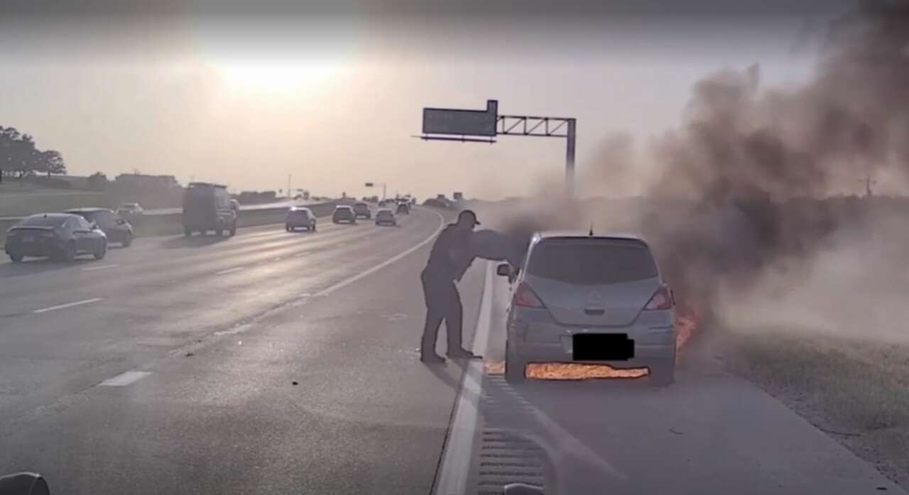 Southlake police officer awarded for rescuing driver from burning vehicle