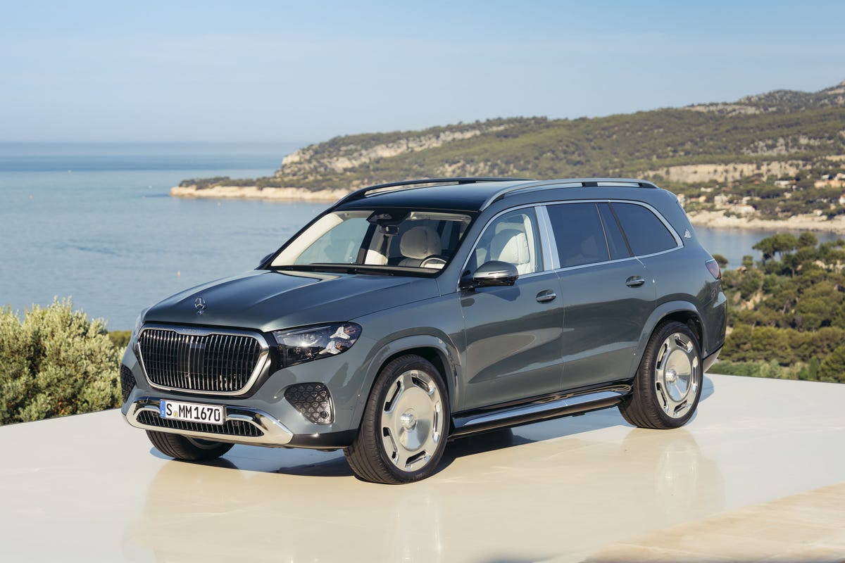 2027-mercedes-maybach-gls680-pr-102.jpg