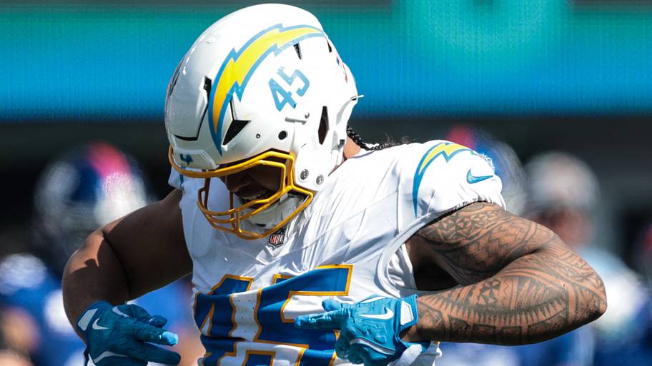 Tuli Tuipulotu's true value is becoming impossible for the Chargers to ignore