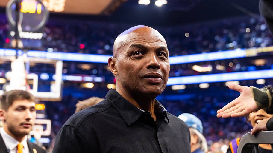Charles Barkley can't quit Warriors obsession after bizarre Stephen Curry take