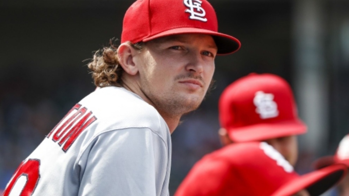 The Heartfelt Farewell: Cardinals Pitcher Bids MLB Goodbye—'My Body Made the Call for Me'