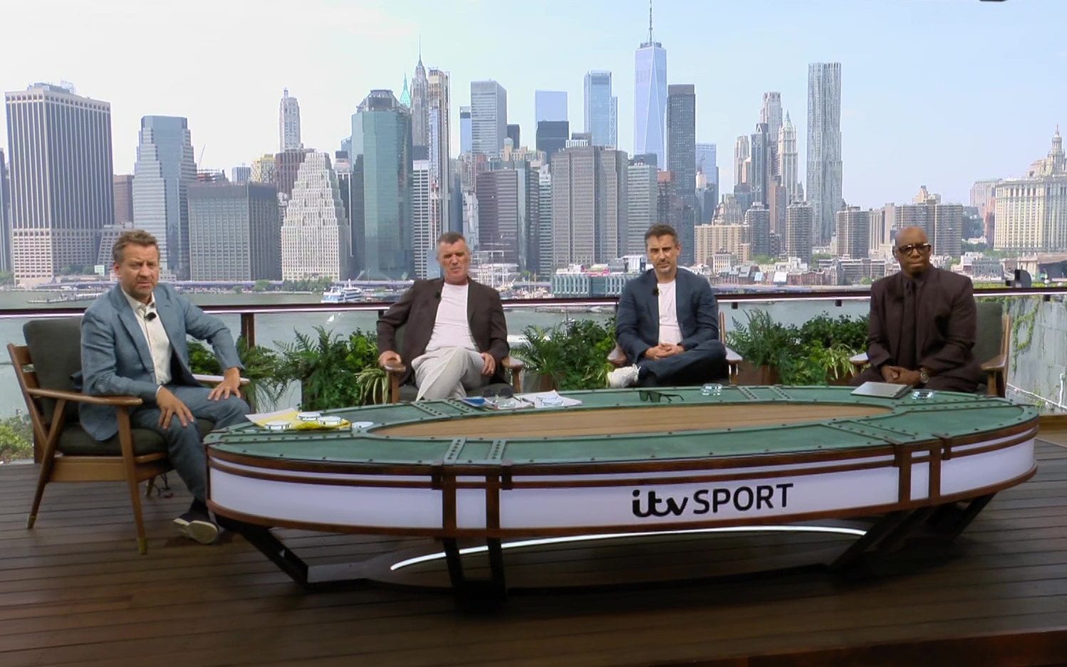 Mark Pougatch, Roy Keane, Gary Neville and Ian Wright broadcast from ITV's Manhattan studio for the final