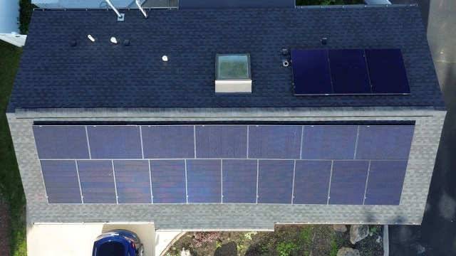 Homeowner added 9kW of solar, built an app, and says house and 2 Teslas go net zero for months