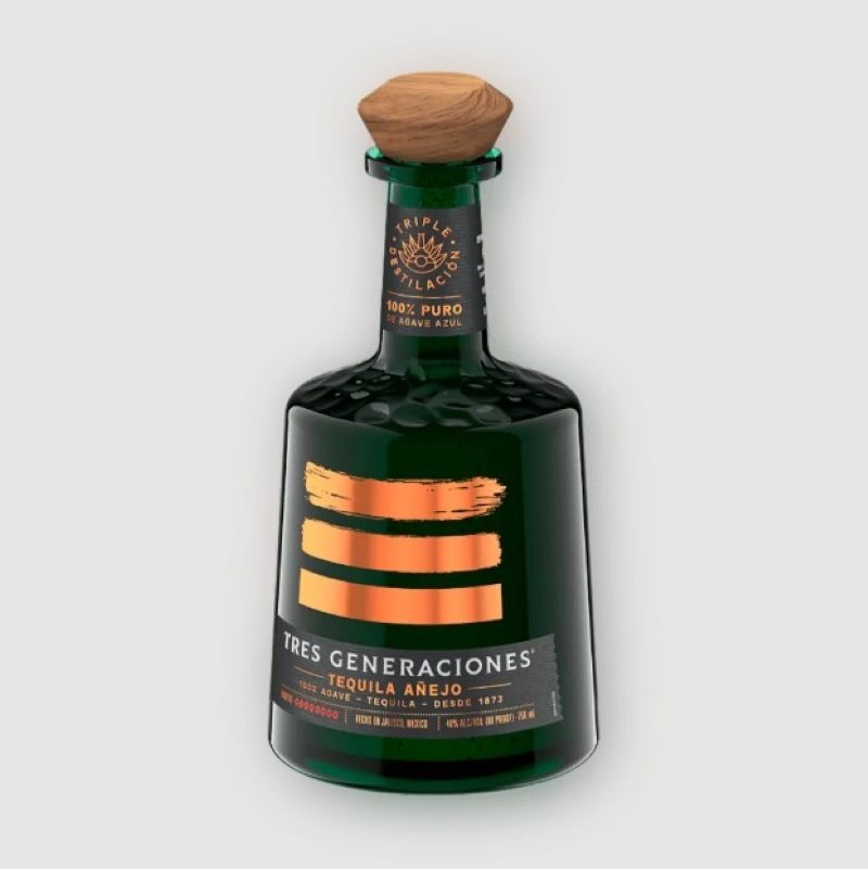 Tres Generaciones Añejo