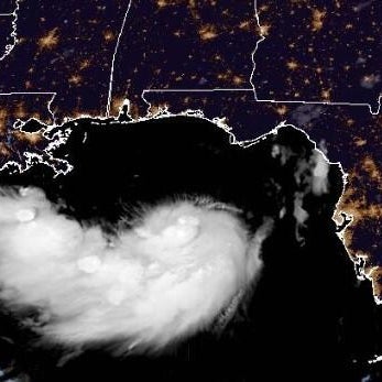 Tropical storm Bertha strengthens, threatening Gulf Coast