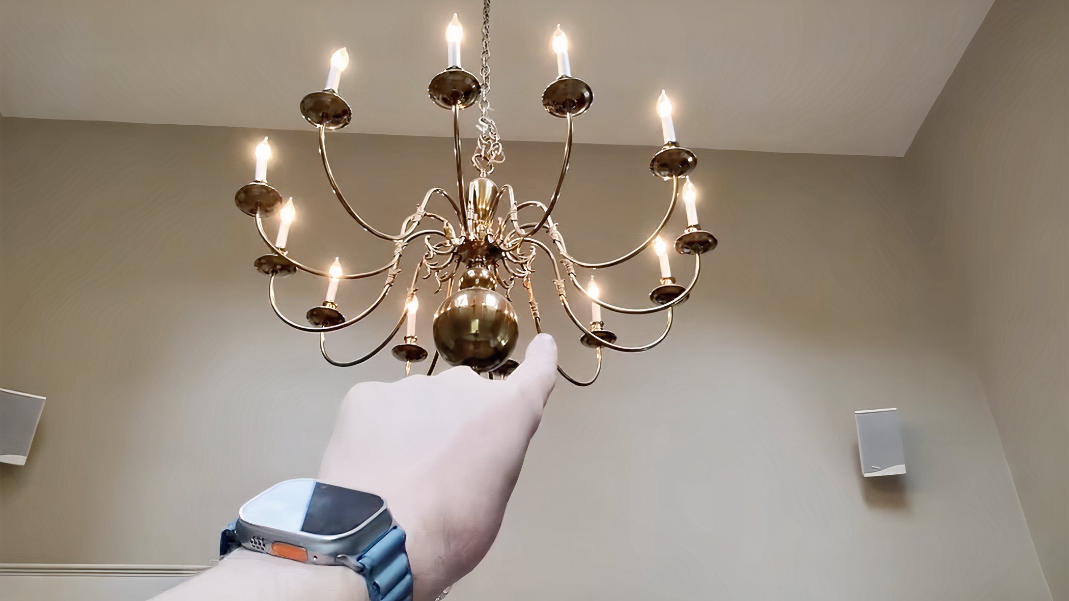 This Home Assistant tool lets you control smart lights by snapping your fingers