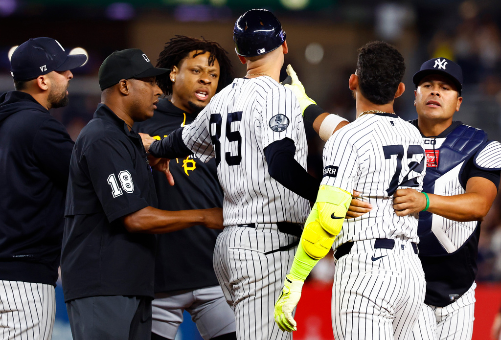 Pirates Yankees Baseball