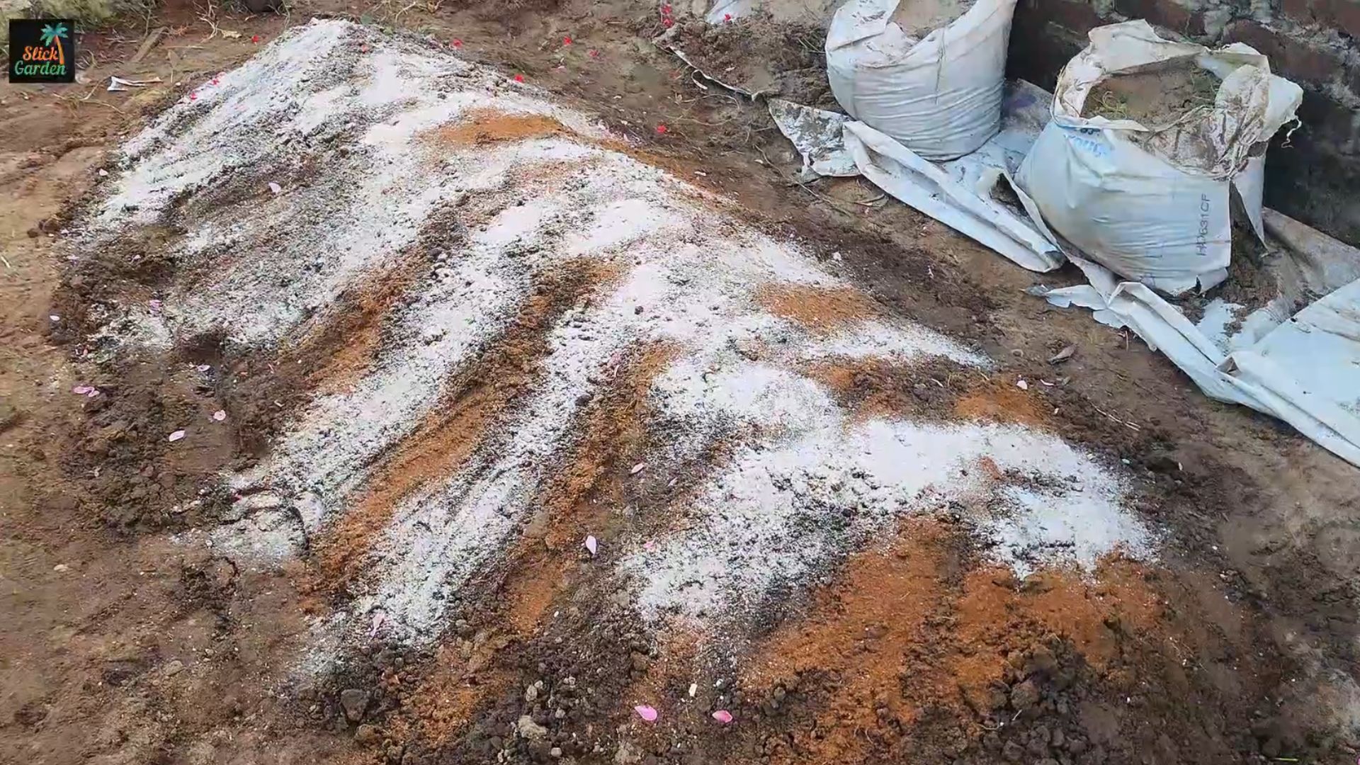 How to build a hugelkultur bed: Easy raised garden bed guide