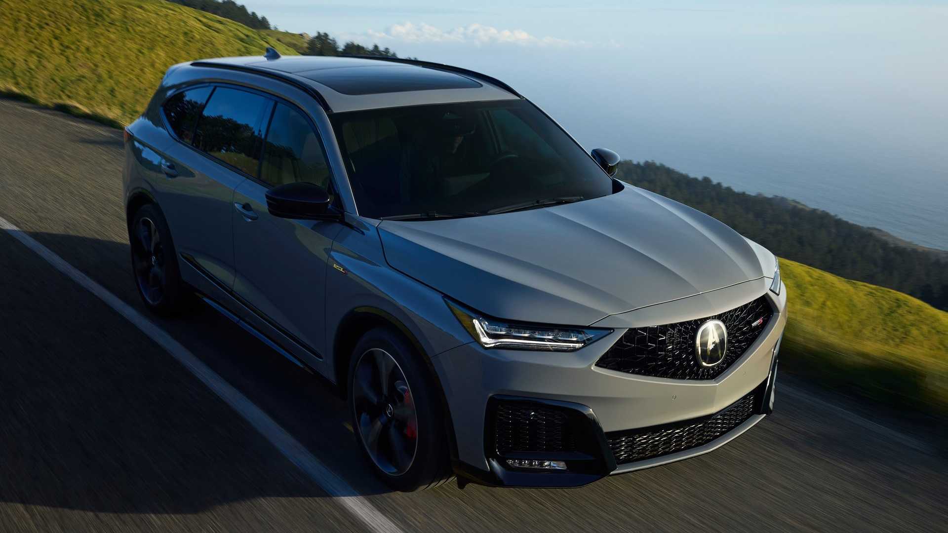 2026 Acura MDX Type S Front Three Quarter Dynamic