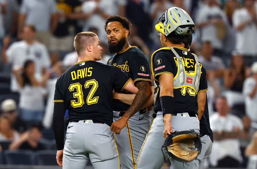 Pirates Yankees Baseball