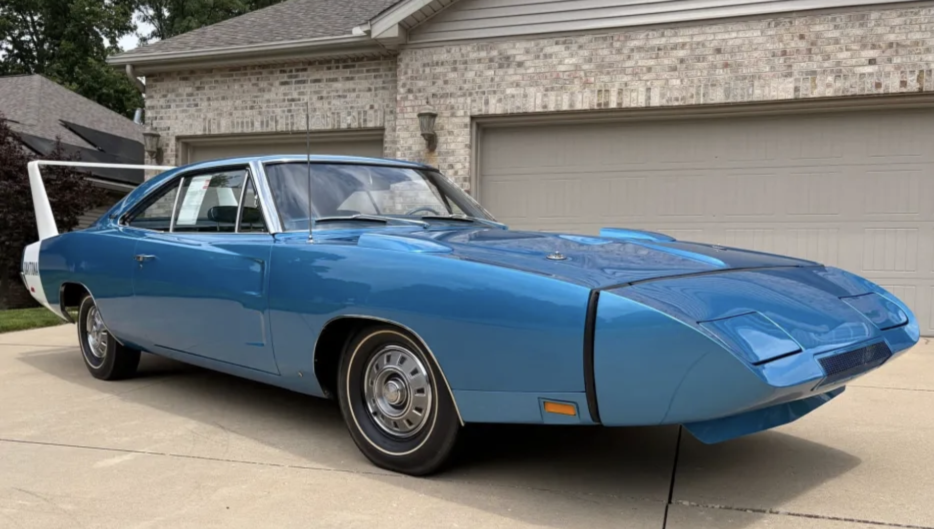This Dodge Daytona spent a decade in a Missouri junkyard as fraud evidence — bidders still wouldn't clear $355,000