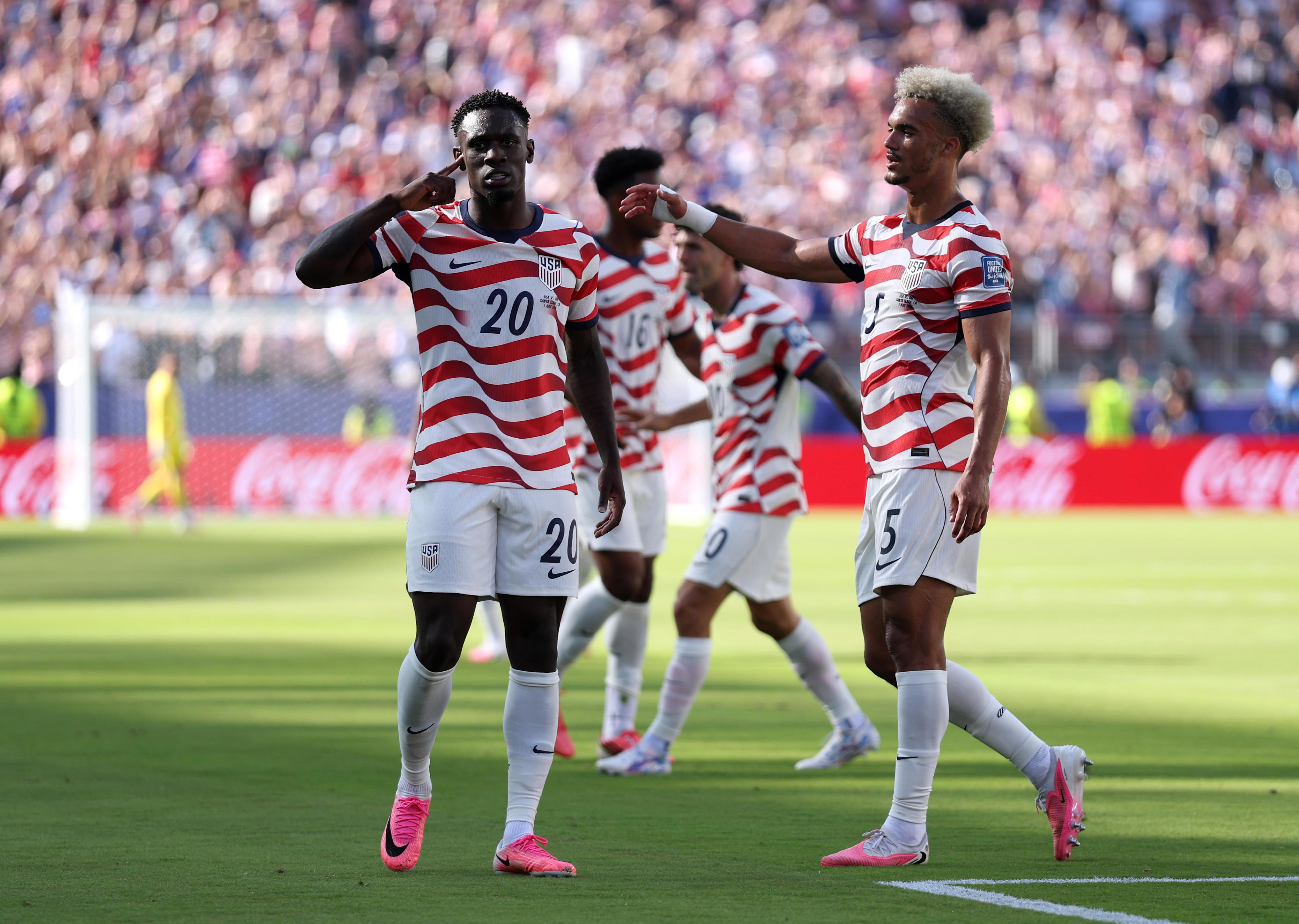 USMNT rises one spot to 16th in FIFA world rankings