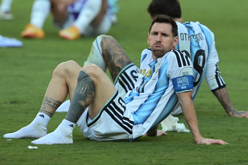 TOPSHOT-FBL-WC-2026-MATCH104-ESP-ARG-FINAL