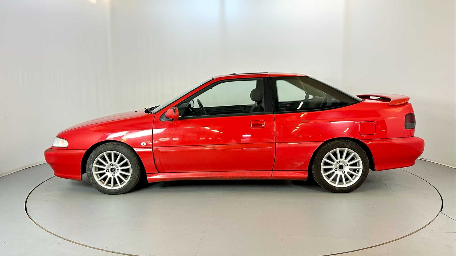 1995 hyundai scoupe side