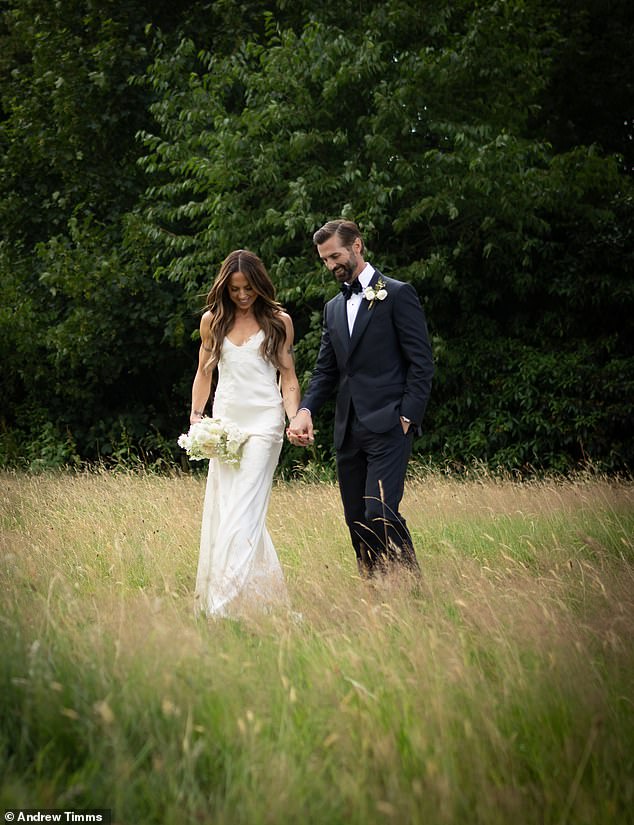 Melanie and Chris wanted an understated wedding, she didn't want a big flashy day but something smaller and very classy