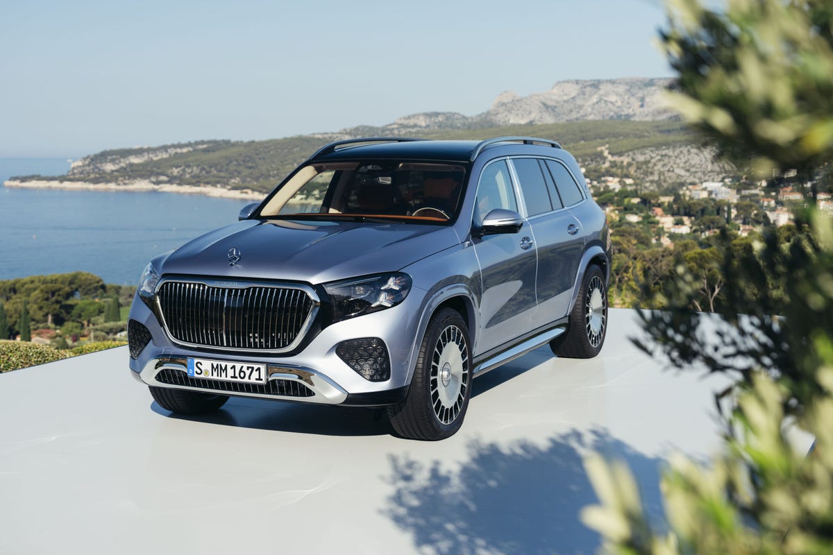 View Exterior Photos of the 2027 Mercedes-Maybach GLS680
