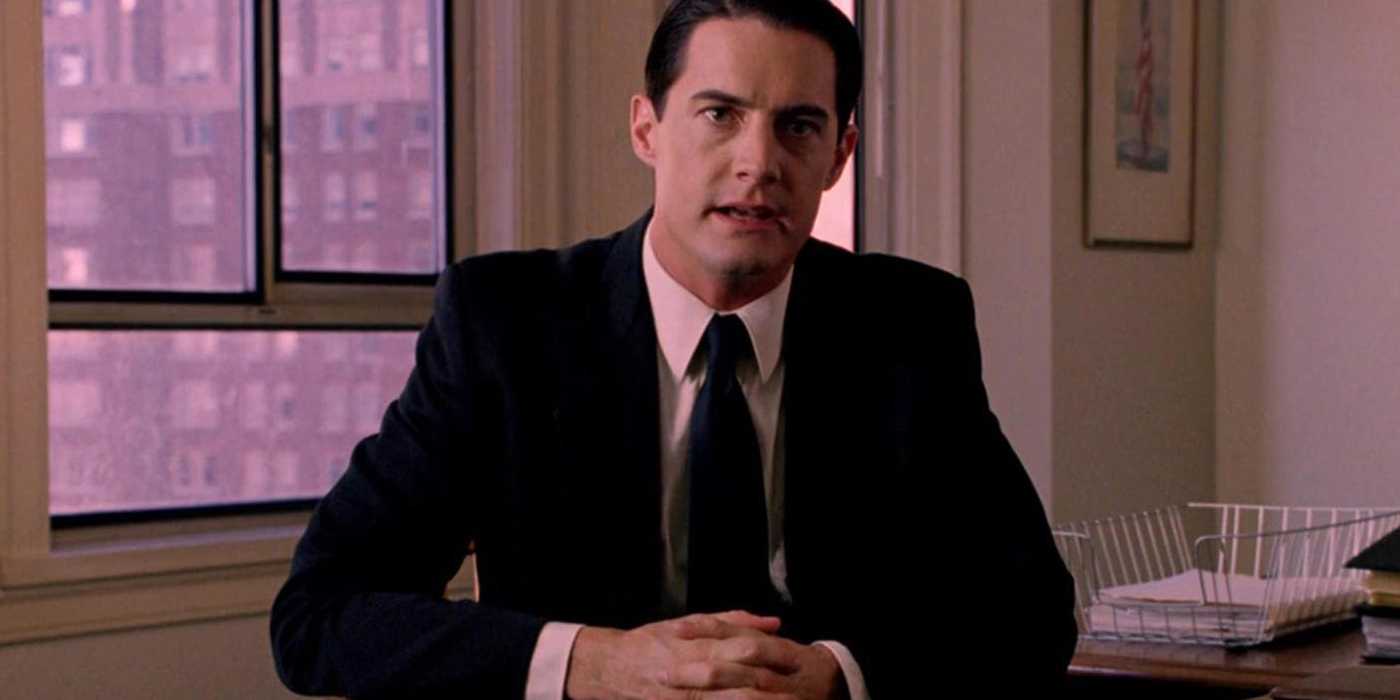 Dale sits in an office in Twin Peaks Fire Walk With Me