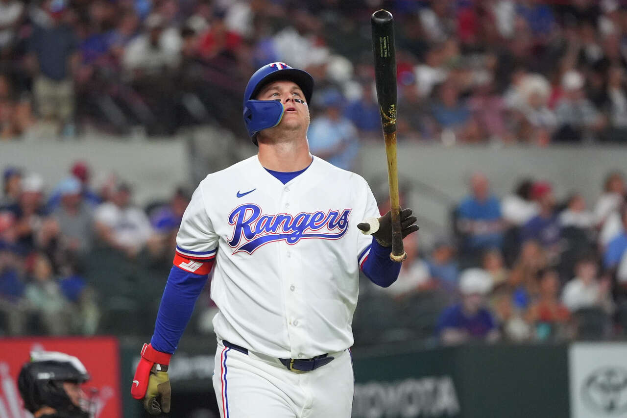Rangers' fall back to .500 is ominous sign with deadline looming: 'We've got to lock in'