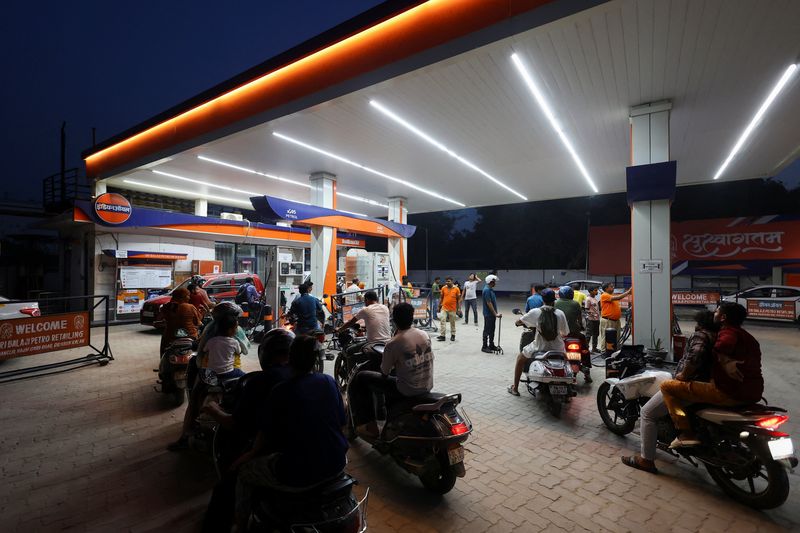 IMF says oil prices, weak monsoon pose biggest risks to India's FY27 GDP growth