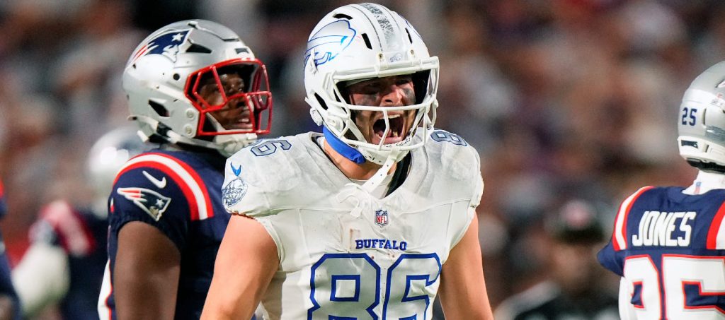 Superflex Fantasy Football Draft Rankings & Tiers (2026)