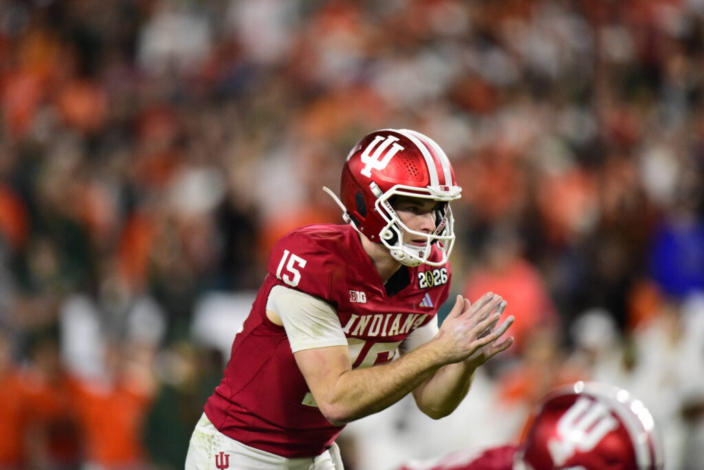 Jose / MarinMedia.org Absolute Complete photographer, and credits required FILE PHOTOS former Indiana Hoosiers quarterback 15 Fernando Mendoza who is projected to be the top pick in the 2026 NFL Draft, here he is pictured on January 20, 2026 versus the Miami Hurricanes, in the 2026 National Championship, the NFL Draft will be held in Pittsburgh, Pennsylvania on April 23-25, 2026. Mandatory Credit: Jose / MarinMedia.org Absolute Complete photographer, and credits required Pittsburgh Acrisure Stadium PA United States of America Copyright: xJosex/xMarinMedia.orgx/xIMAGOx