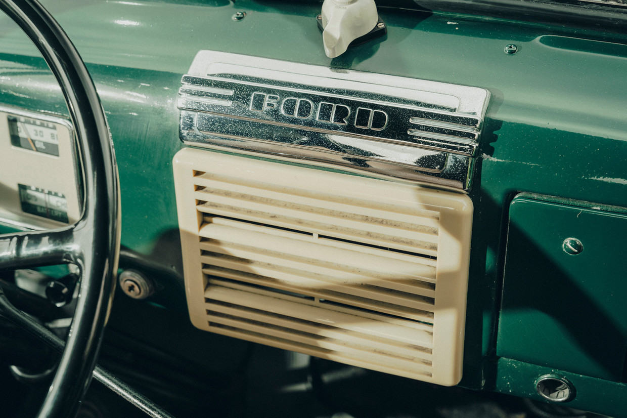 The Ford F-Series classic pick-up truck’s dashboard