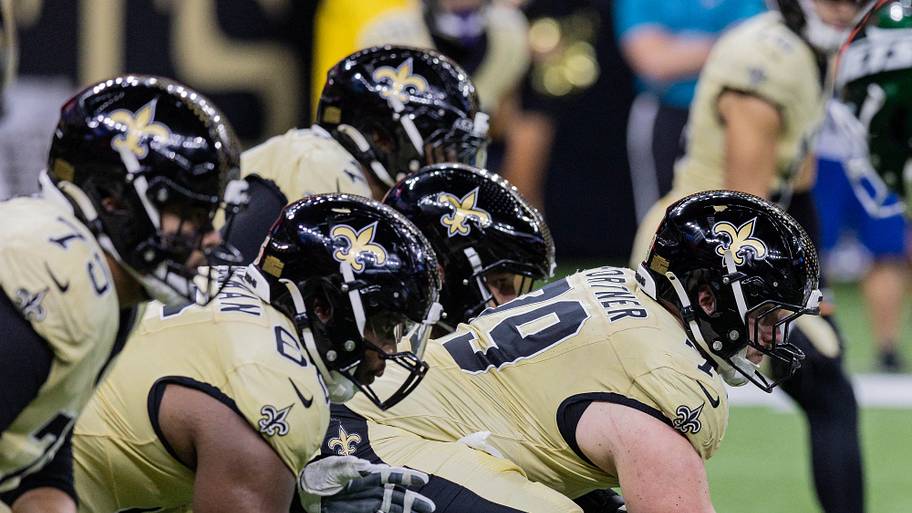 Saints' C Luke Fortner