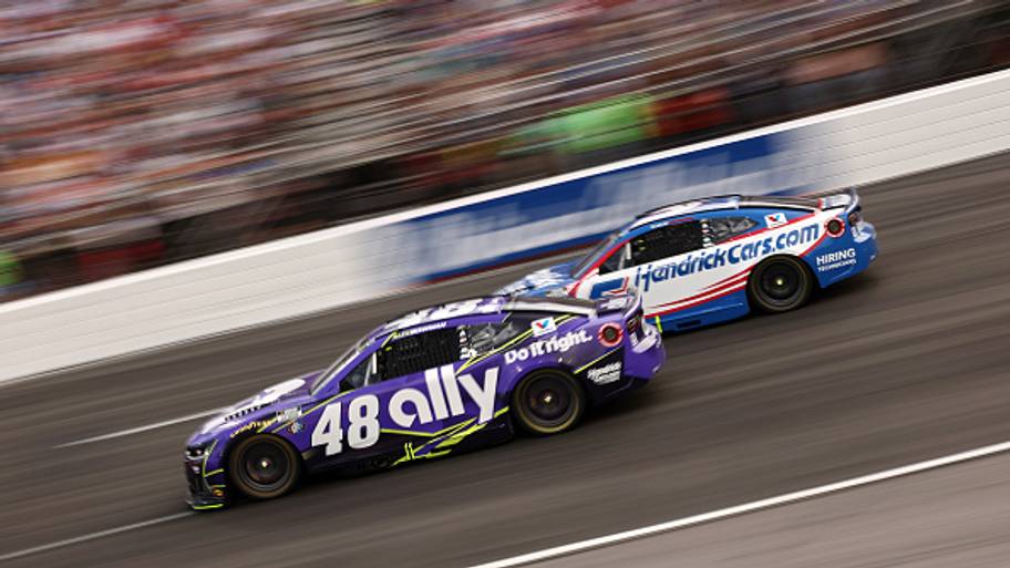 Alex Bowman just made Hendrick's No. 48 car decision easier than ever