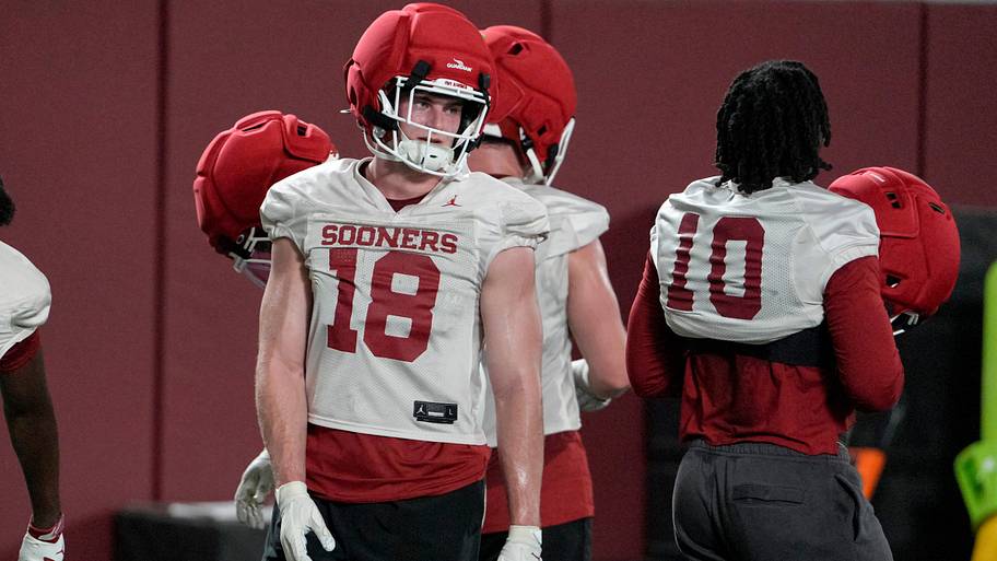 Oklahoma’s Cole Sullivan isn’t acting like a newcomer in the locker room