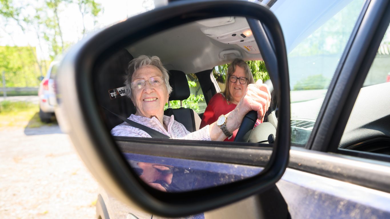 Older Iowans face tougher license rules